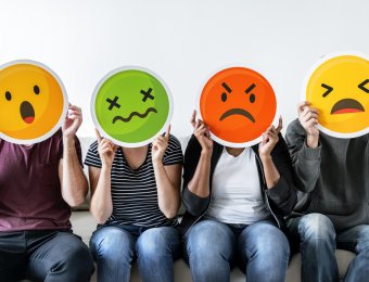 Duygularımız ve Bize Salladığı Kırmızı Bayrak